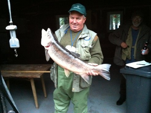 Gala Comp winner Dougie MacDonald Flabbergasted Secretary in the background  and his magnificent brown trout 